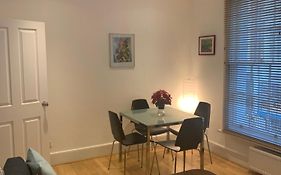 Beautiful One Bedroom Flat In The Heart Of Notting Hill Gate